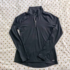 Active Pullover with Zipper